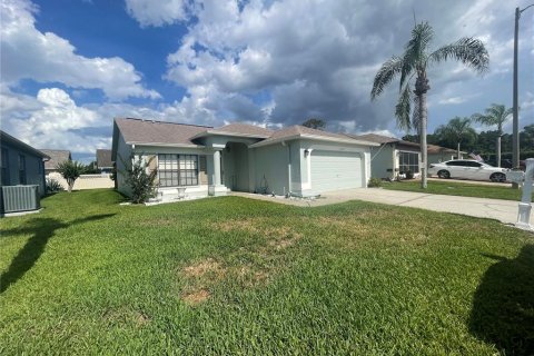 Copropriété à vendre à Riverview, Floride: 3 chambres, 119.84 m2 № 2109318 - photo 2