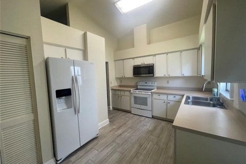 Copropriété à vendre à Riverview, Floride: 3 chambres, 119.84 m2 № 2109318 - photo 9