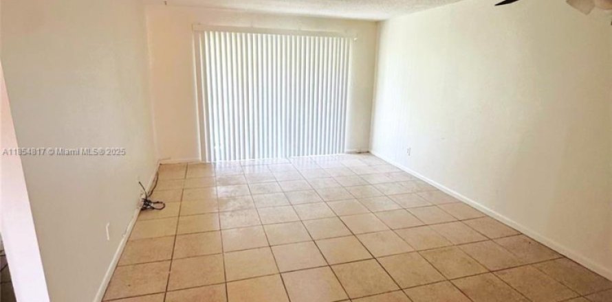Appartement à Lake Park, Floride 2 chambres, 631.74 m2 № 1872736