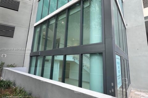 Immobilier commercial à vendre à Miami, Floride № 1986226 - photo 5