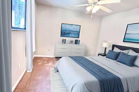 Condo in Gainesville, Florida, 3 bedrooms  № 1884117 - photo 3