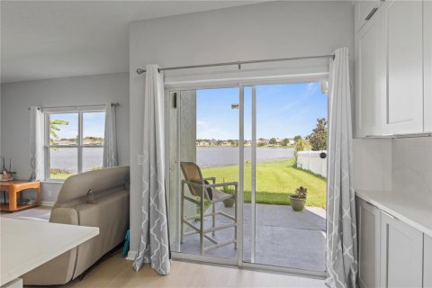 Villa ou maison à louer à Orlando, Floride: 4 chambres, 191.56 m2 № 2412703 - photo 7