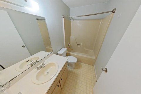 Appartement à louer à Spring Hill, Floride: 2 chambres, 85.93 m2 № 2349155 - photo 7