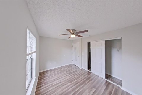 Appartement à louer à Spring Hill, Floride: 2 chambres, 85.93 m2 № 2349155 - photo 11