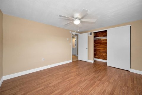 Casa en venta en Port Richey, Florida, 2 dormitorios, 78.6 m2 № 1762089 - foto 23