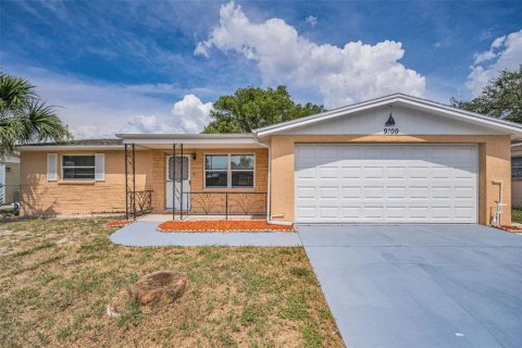 Casa en venta en Port Richey, Florida, 2 dormitorios, 78.6 m2 № 1762089 - foto 4
