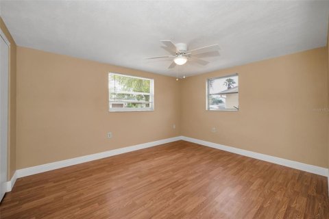 Casa en venta en Port Richey, Florida, 2 dormitorios, 78.6 m2 № 1762089 - foto 24