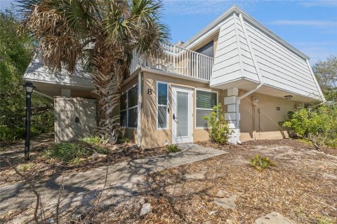 Townhouse in New Smyrna Beach, Florida 2 bedrooms, 120.59 sq.m. № 2094128
