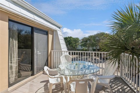 Townhouse in New Smyrna Beach, Florida 2 bedrooms, 120.59 sq.m. № 2094128 - photo 27
