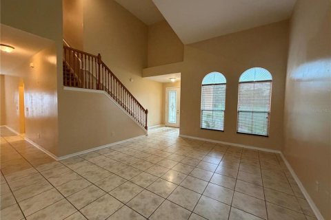 Villa ou maison à louer à Kissimmee, Floride: 5 chambres, 257.53 m2 № 2352420 - photo 4