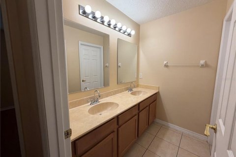 Villa ou maison à louer à Kissimmee, Floride: 5 chambres, 257.53 m2 № 2352420 - photo 18