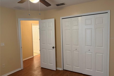 Villa ou maison à louer à Kissimmee, Floride: 5 chambres, 257.53 m2 № 2352420 - photo 20