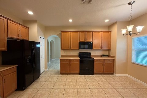 Villa ou maison à louer à Kissimmee, Floride: 5 chambres, 257.53 m2 № 2352420 - photo 16