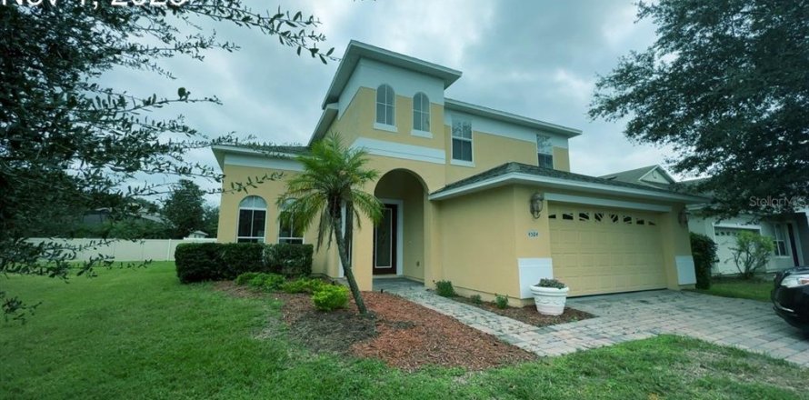 Villa ou maison à Kissimmee, Floride 5 chambres, 257.53 m2 № 2352420