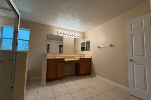 Villa ou maison à louer à Kissimmee, Floride: 5 chambres, 257.53 m2 № 2352420 - photo 28