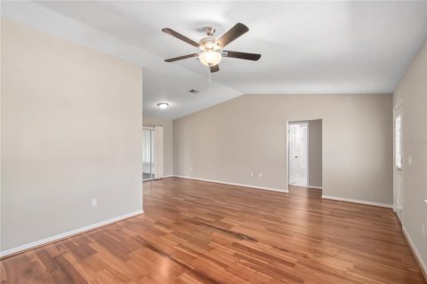 House in Summerfield, Florida 3 bedrooms, 134.71 sq.m. № 2157960 - photo 8