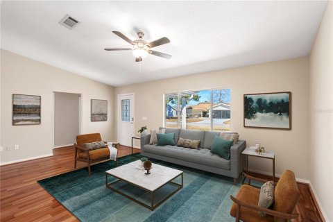 House in Summerfield, Florida 3 bedrooms, 134.71 sq.m. № 2157960 - photo 6