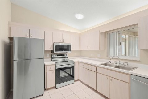 House in Summerfield, Florida 3 bedrooms, 134.71 sq.m. № 2157960 - photo 15