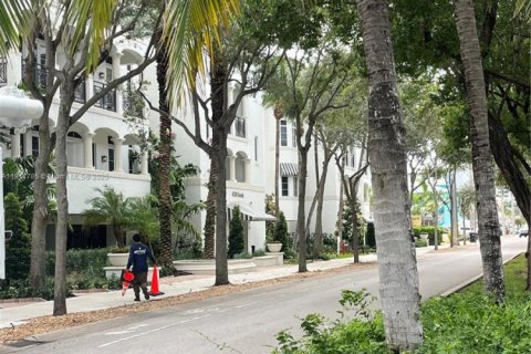 Купить кондоминиум в Форт-Лодердейл, Флорида 2 спальни, 81.29м2, № 1970154 - фото 19