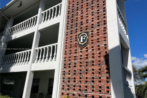 Купить кондоминиум в Форт-Лодердейл, Флорида 2 спальни, 81.29м2, № 1970154 - фото 15