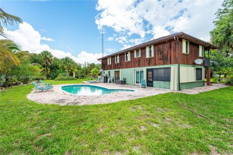 Villa ou maison à vendre à West Palm Beach, Floride: 5 chambres, 252.88 m2 № 2024544 - photo 28