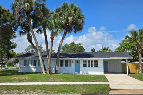 House in Palm Bay, Florida 4 bedrooms, 131.55 sq.m. № 2291520