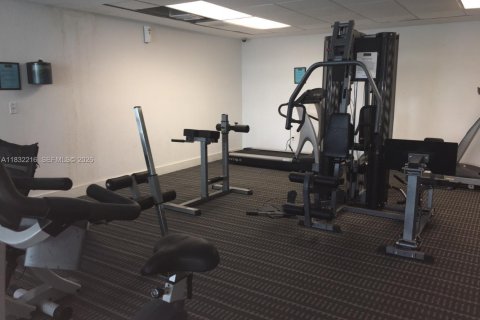 Condominio en venta en Miami, Florida, 1 dormitorio, 76.74 m2 № 1979871 - foto 10