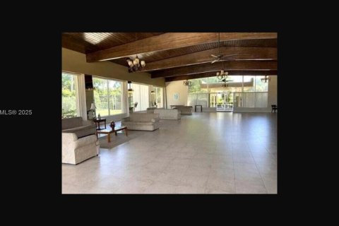 Купить кондоминиум в Уэст-Палм-Бич, Флорида 1 спальня, 65.4м2, № 1804452 - фото 4