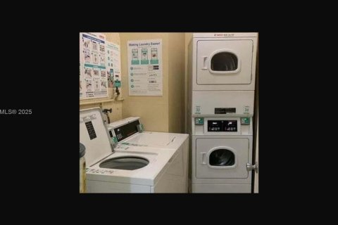 Купить кондоминиум в Уэст-Палм-Бич, Флорида 1 спальня, 65.4м2, № 1804452 - фото 5