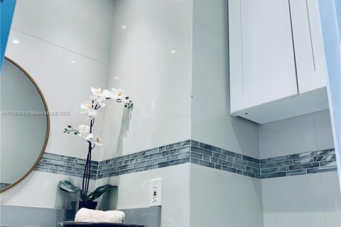 Купить кондоминиум в Авентура, Флорида 1 спальня, 99.03м2, № 1502642 - фото 16