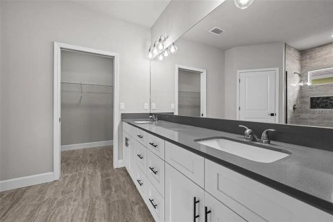 Villa ou maison à louer à Gainesville, Floride: 3 chambres, 157.93 m2 № 2406797 - photo 10