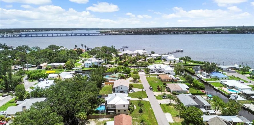Casa en Ellenton, Florida 2 dormitorios, 112.41 m2 № 1815815