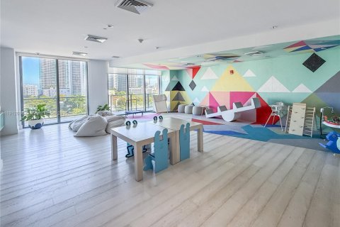 Condo in Miami, Florida, 1 bedroom № 2089332 - photo 22