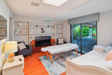 Casa en venta en Fort Lauderdale, Florida, 3 dormitorios, 249.26 m2 № 2088702 - foto 15