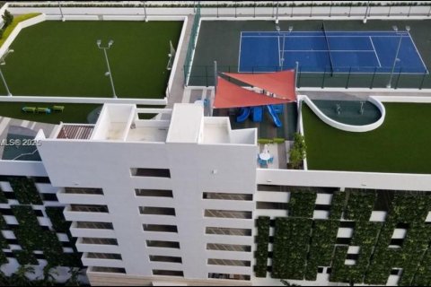 Condominio en venta en North Miami Beach, Florida, 1 dormitorio, 87.05 m2 № 1692257 - foto 21