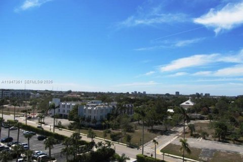 Condo in West Palm Beach, Florida, 1 bedroom  № 2003533 - photo 11