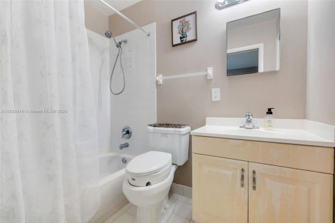 Condominio en venta en Delray Beach, Florida, 2 dormitorios, 107.3 m2 № 1897266 - foto 20