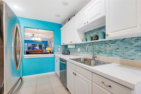 Condominio en venta en Delray Beach, Florida, 2 dormitorios, 107.3 m2 № 1897266 - foto 11
