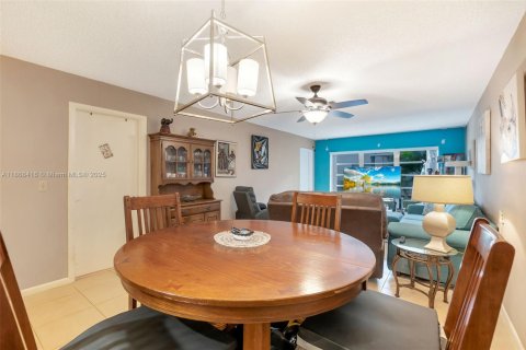 Condominio en venta en Delray Beach, Florida, 2 dormitorios, 107.3 m2 № 1897266 - foto 12