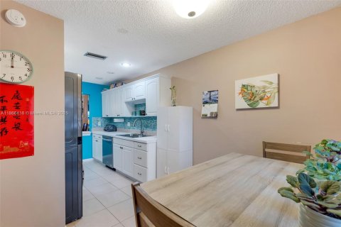 Condominio en venta en Delray Beach, Florida, 2 dormitorios, 107.3 m2 № 1897266 - foto 6