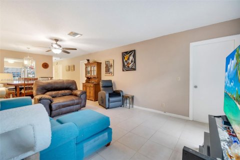 Condominio en venta en Delray Beach, Florida, 2 dormitorios, 107.3 m2 № 1897266 - foto 3