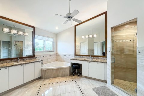 Townhouse in Miami, Florida 3 bedrooms, 195.65 sq.m. № 2068847 - photo 6