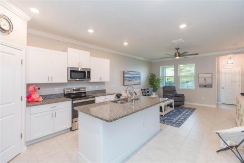 Touwnhouse à vendre à Wesley Chapel, Floride: 3 chambres, 148.36 m2 № 2438104 - photo 8