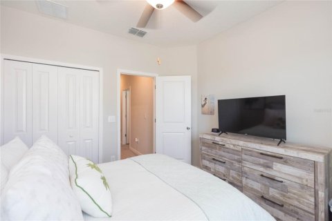 Touwnhouse à vendre à Wesley Chapel, Floride: 3 chambres, 148.36 m2 № 2438104 - photo 25