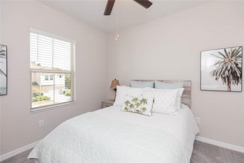 Touwnhouse à vendre à Wesley Chapel, Floride: 3 chambres, 148.36 m2 № 2438104 - photo 24