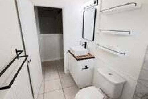 Villa ou maison à vendre à Port St. Lucie, Floride: 3 chambres, 150.41 m2 № 2385195 - photo 28