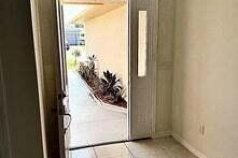 Villa ou maison à vendre à Port St. Lucie, Floride: 3 chambres, 150.41 m2 № 2385195 - photo 18