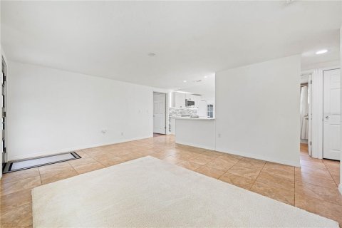 Casa en alquiler en Sarasota, Florida, 3 dormitorios, 117.24 m2 № 1906466 - foto 18