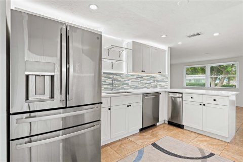 Casa en alquiler en Sarasota, Florida, 3 dormitorios, 117.24 m2 № 1906466 - foto 12