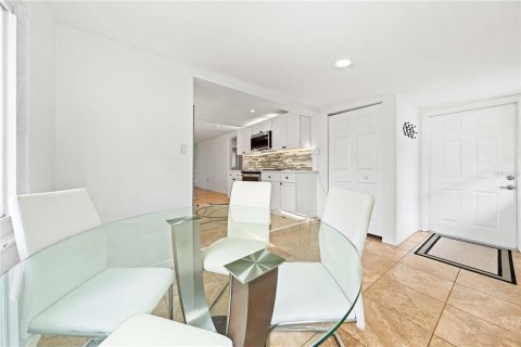 Casa en alquiler en Sarasota, Florida, 3 dormitorios, 117.24 m2 № 1906466 - foto 21